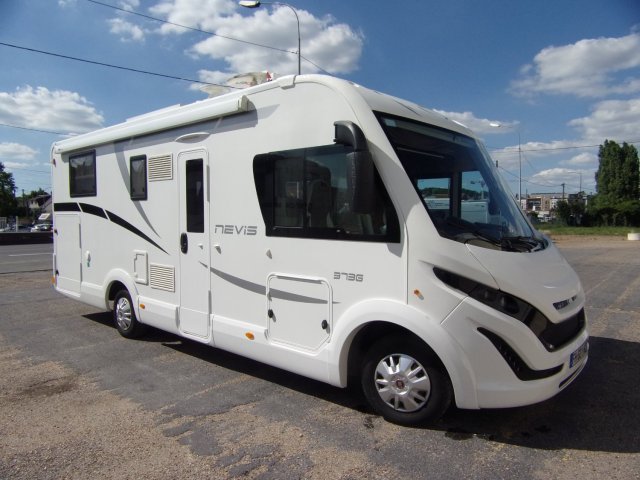Mc Louis Nevis 373