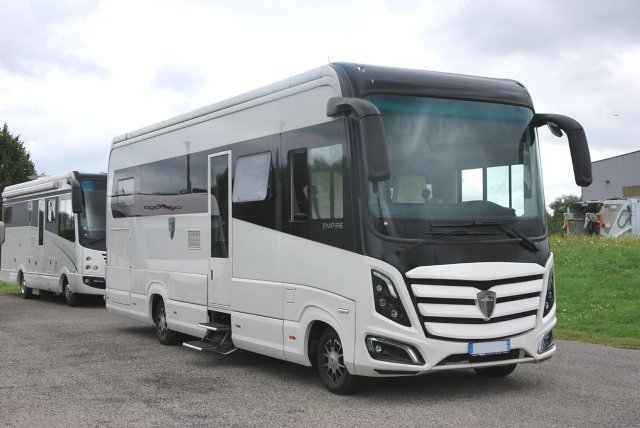Morelo Empire 90L