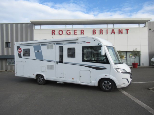 Pilote Camping-Car 740