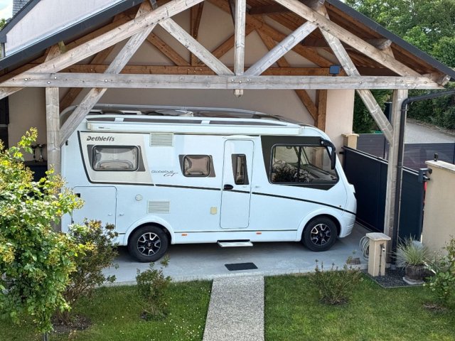 Dethleffs Globebus I 1 GT White