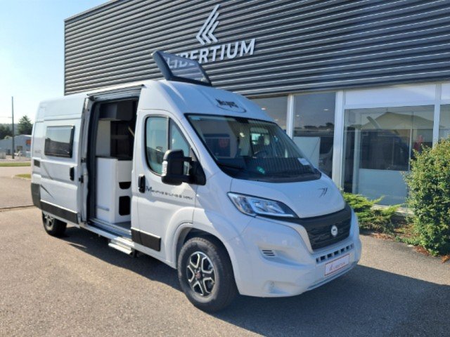 Mc Louis Menfys Van 3 Maxi S-Line