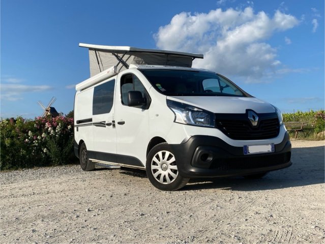 Font Vendome Auto Camp XL