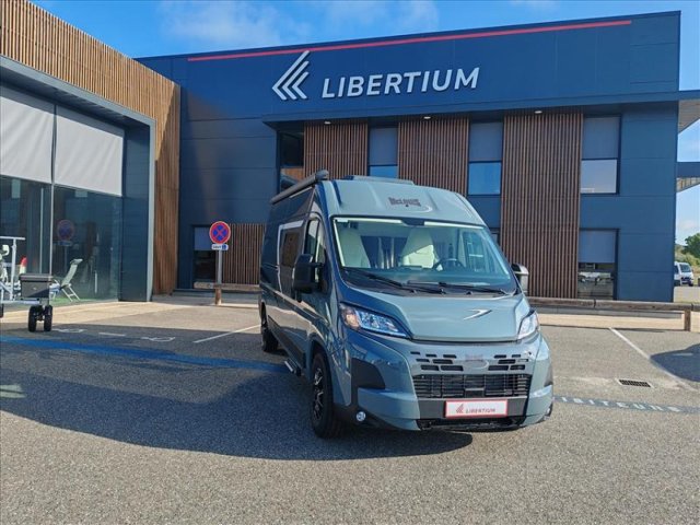 Mc Louis Menfys Van 3 SIGNATURE