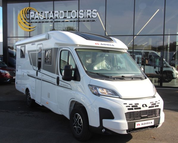 Adria Compact DL