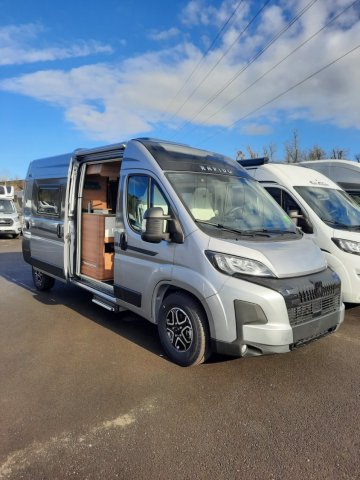 Rapido Van V55