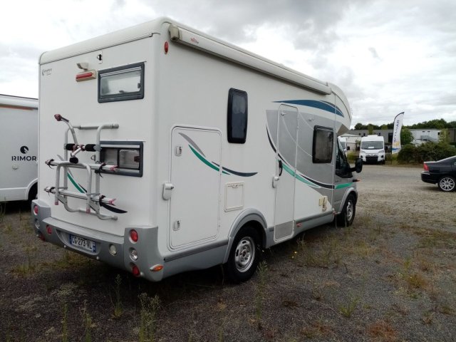 Chausson Flash 22 / lits superposés et lit pav.