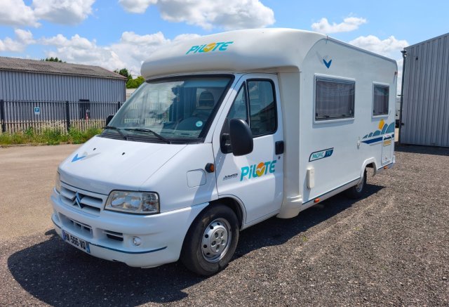 Pilote Pacific P6