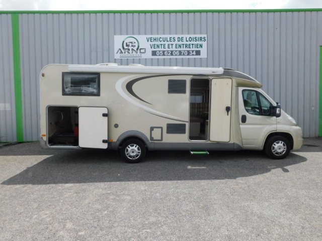 Burstner Nexxo T 728 G CHAMPAGNE