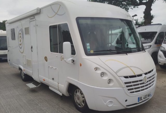 Bavaria Camping-car i74