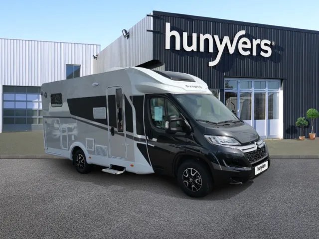 Sunlight T 67 S LOCATION MC RENT