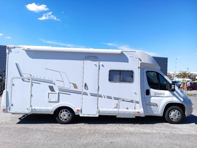 Bavaria Arctic T71