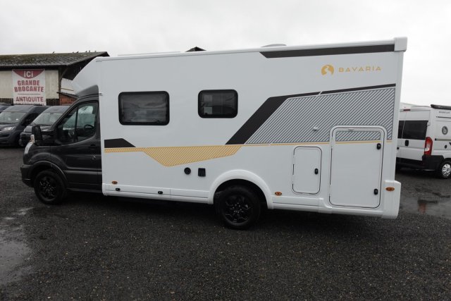 Bavaria Qwest 690 G